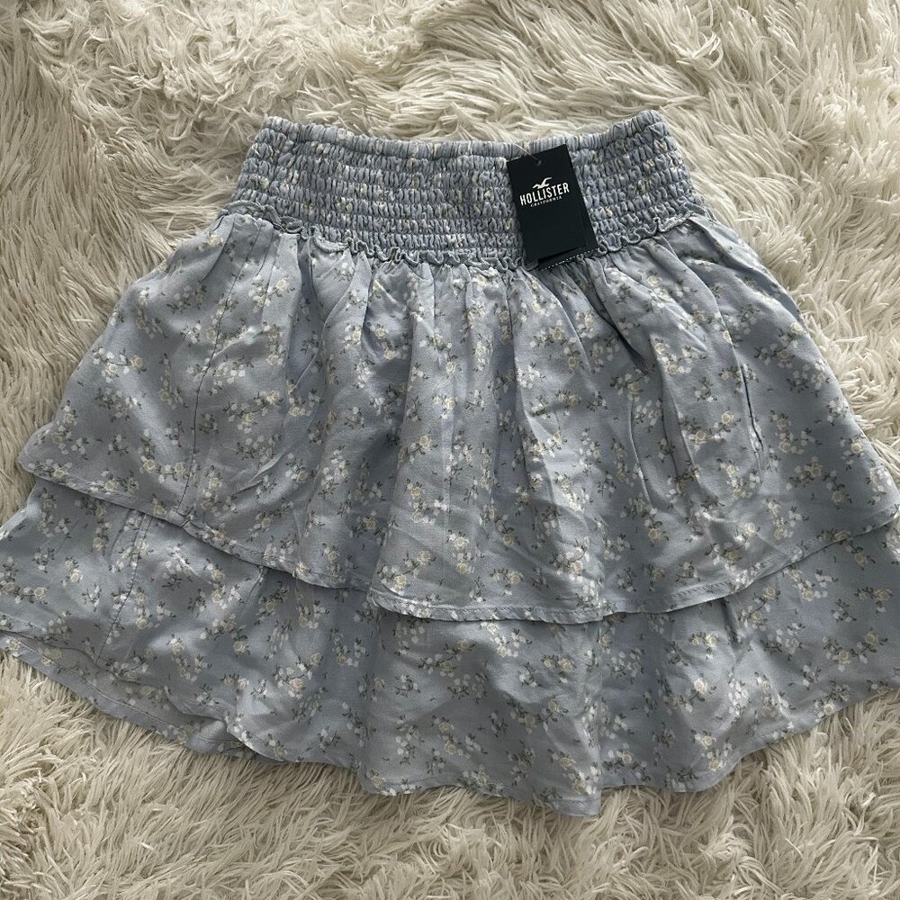 Hollister Women's Blue Ditsy Floral Mini Ruffle Skirt - Size XS